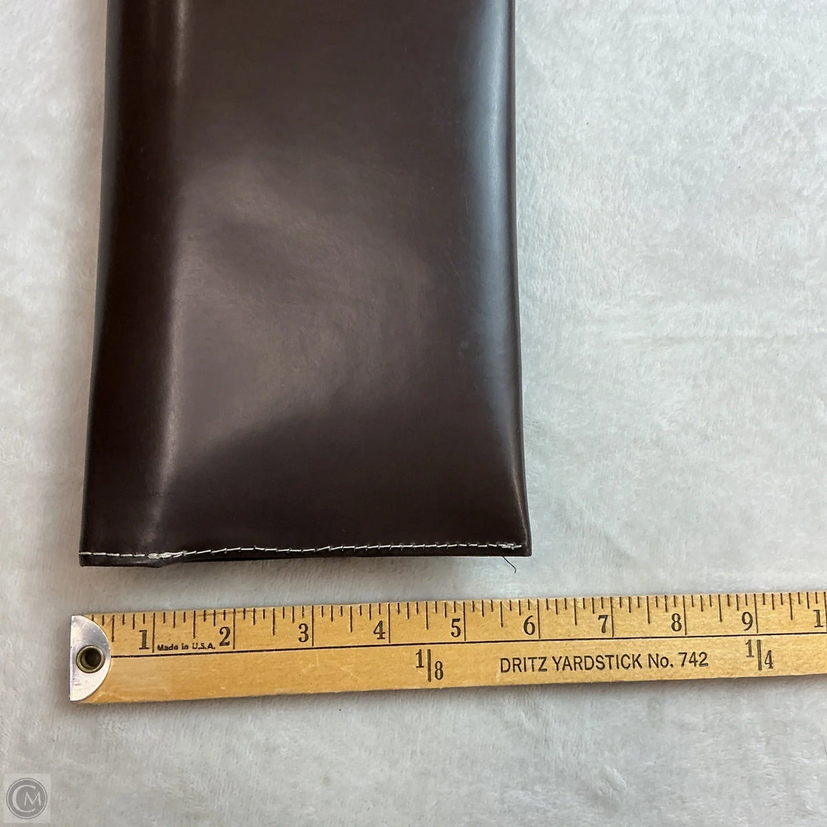 Clutch Leather By Clothes Mentor, Size: Large
