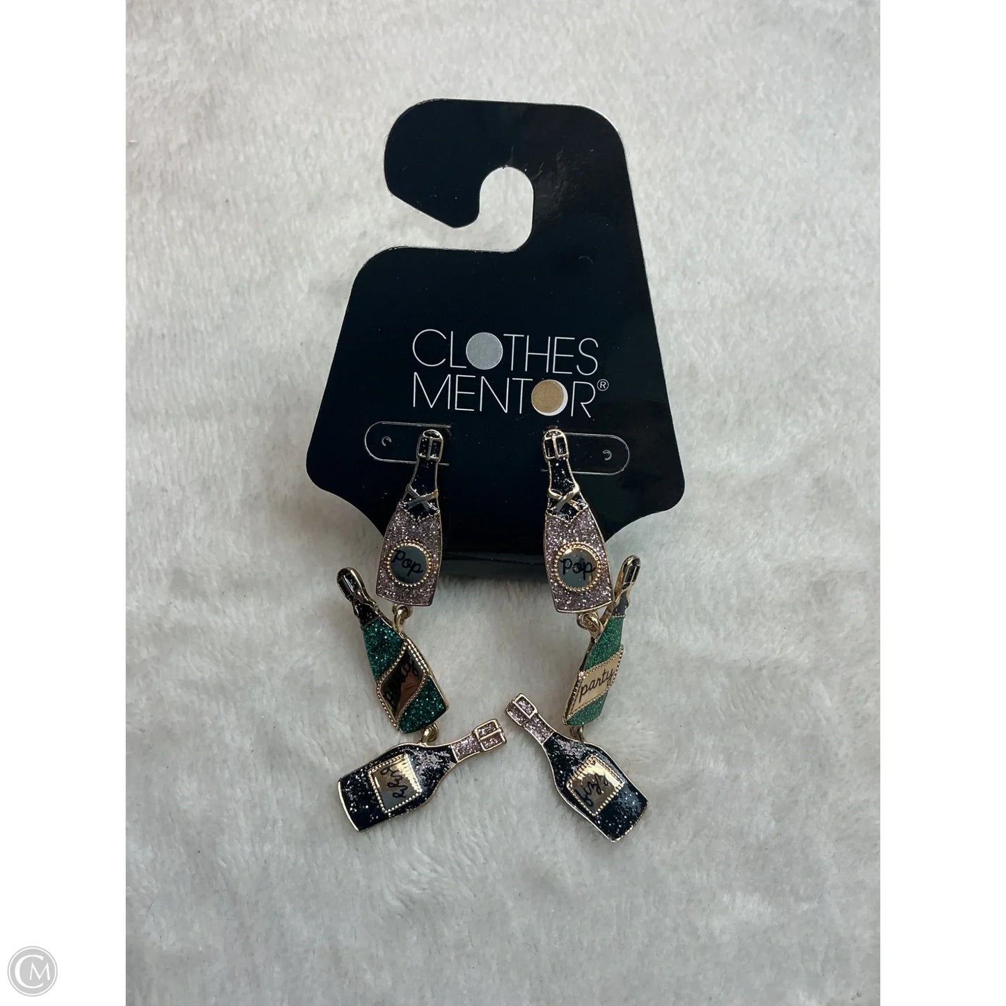Earrings Dangle/drop By Clothes Mentor