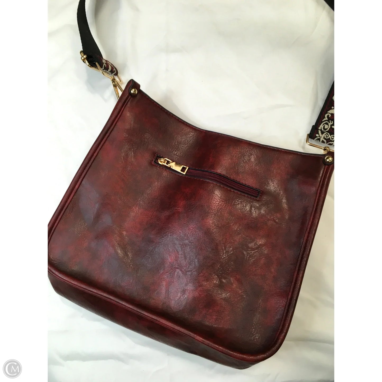 Crossbody By Clothes Mentor, Size: Large