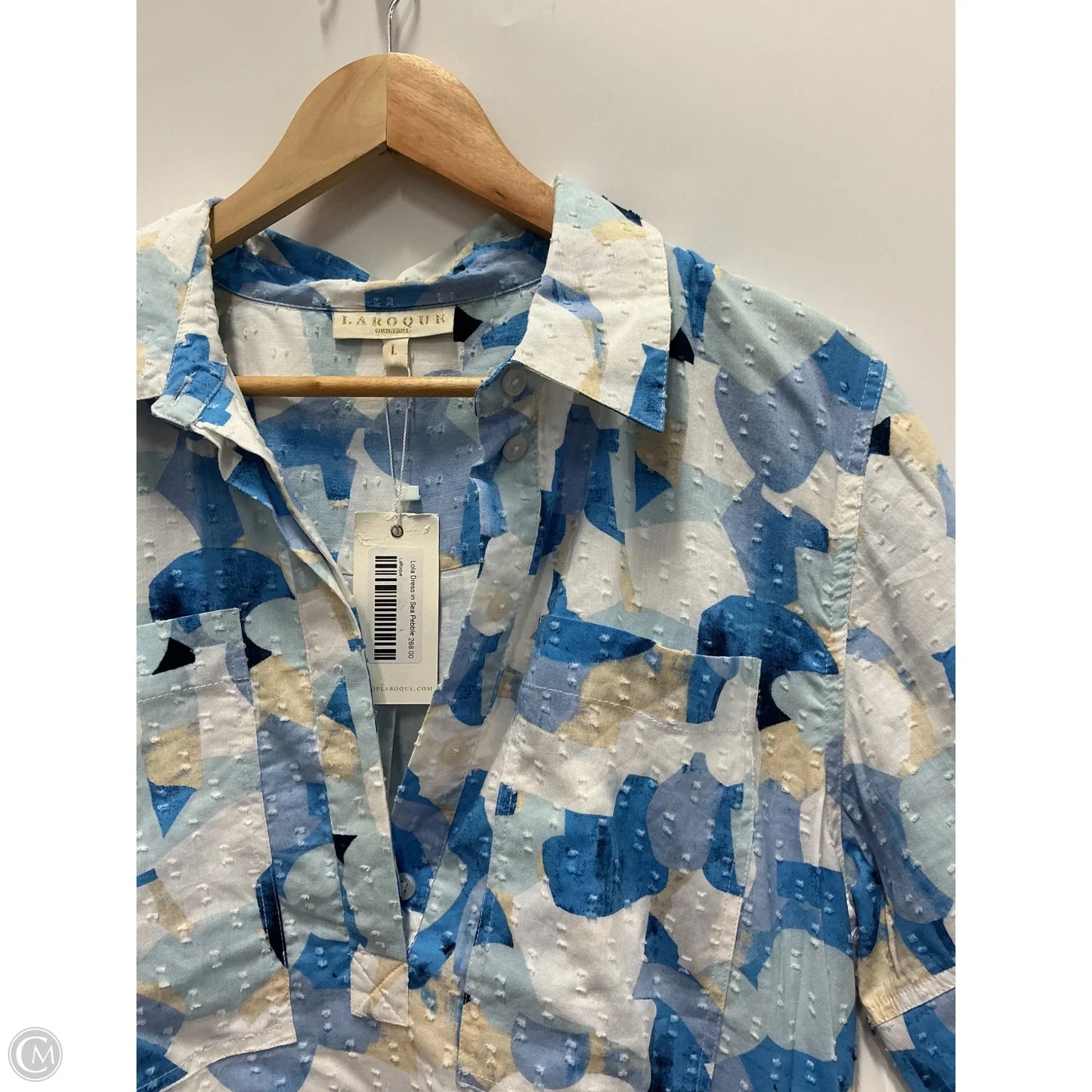 Dress Casual Short By Clothes Mentor In Blue & White, Size: L