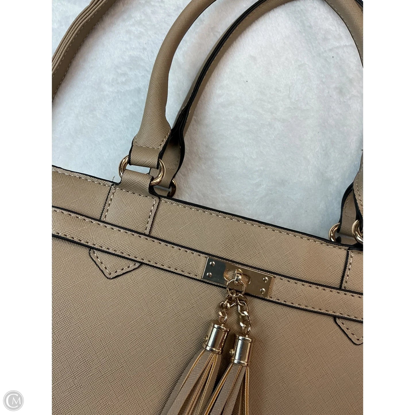 Handbag By Clothes Mentor, Size: Large
