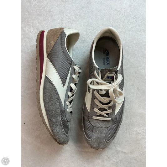 Shoes Sneakers By Brooks In Grey, Size: 9.5