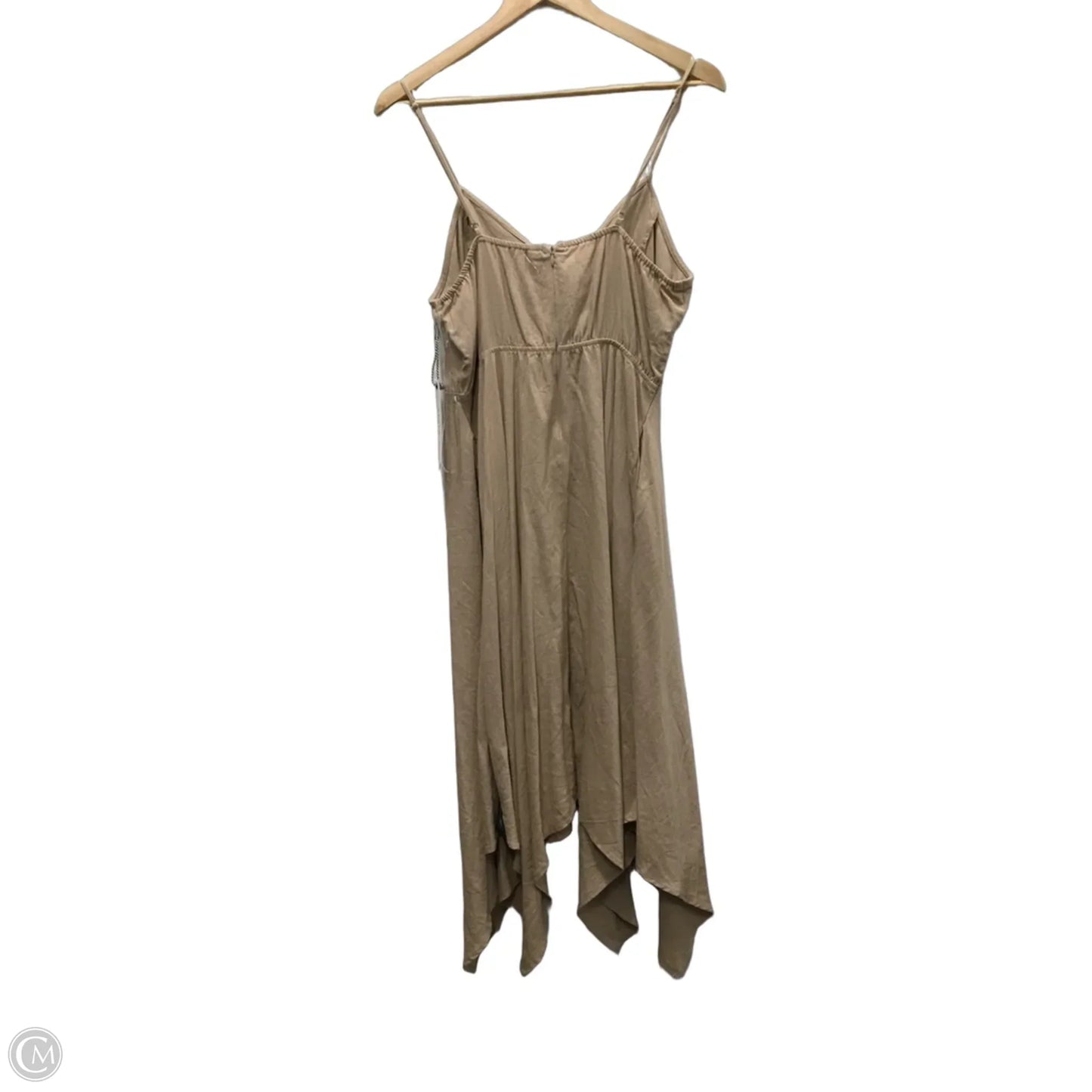 Dress Casual Short By Clothes Mentor In Cream, Size: L