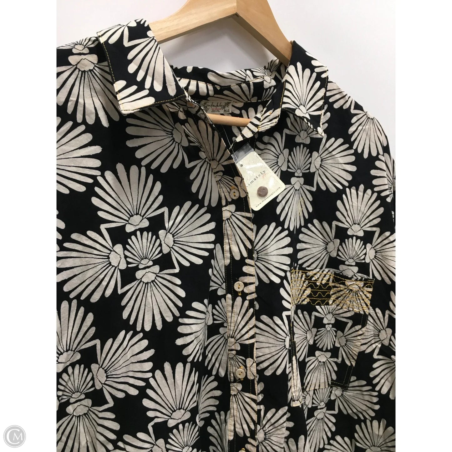 Top Short Sleeve By Free People In Black & Cream, Size: L