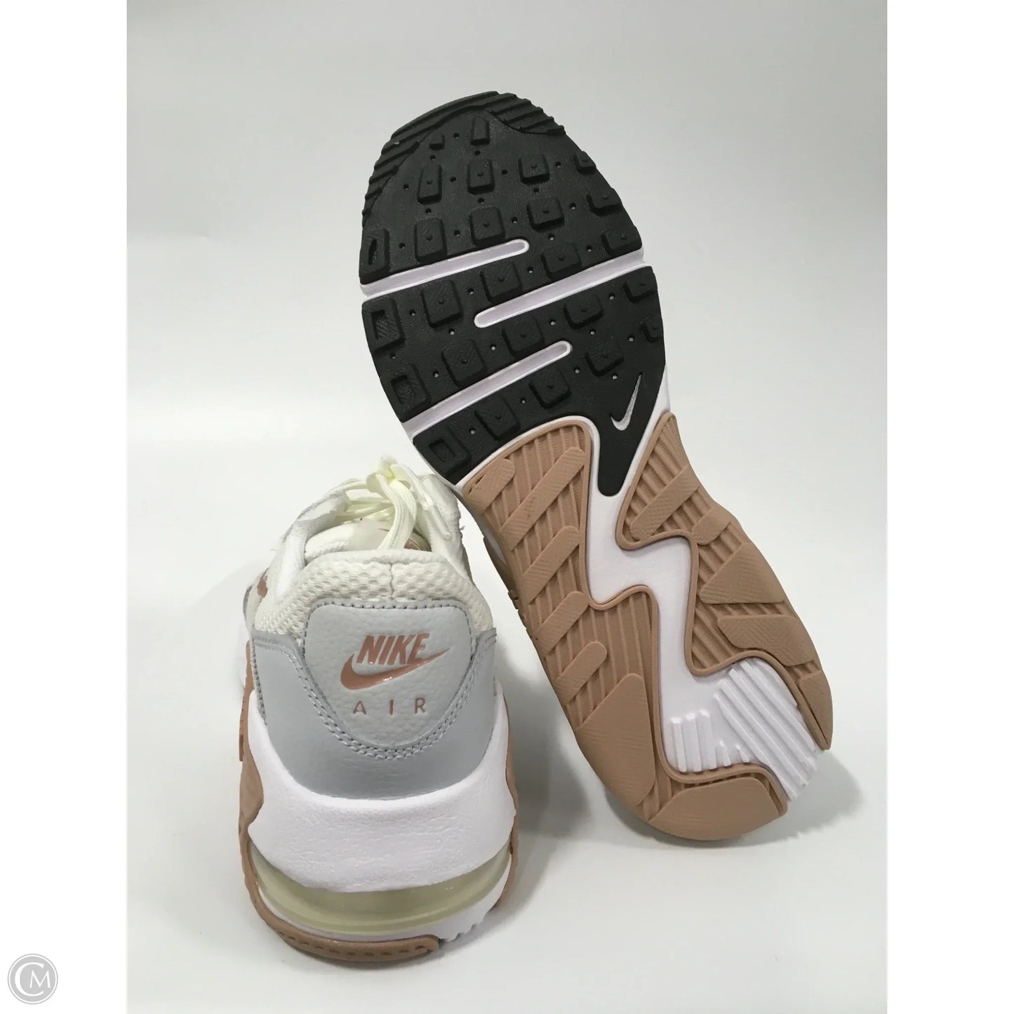 Shoes Sneakers By Nike In White, Size: 7