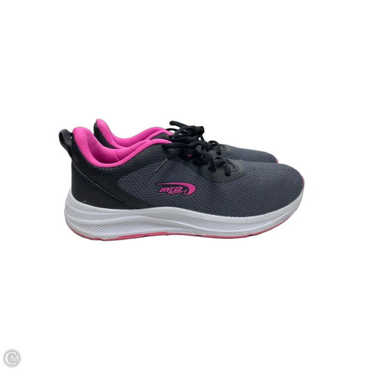 Shoes Athletic By Mia In Grey & Pink, Size: 7.5