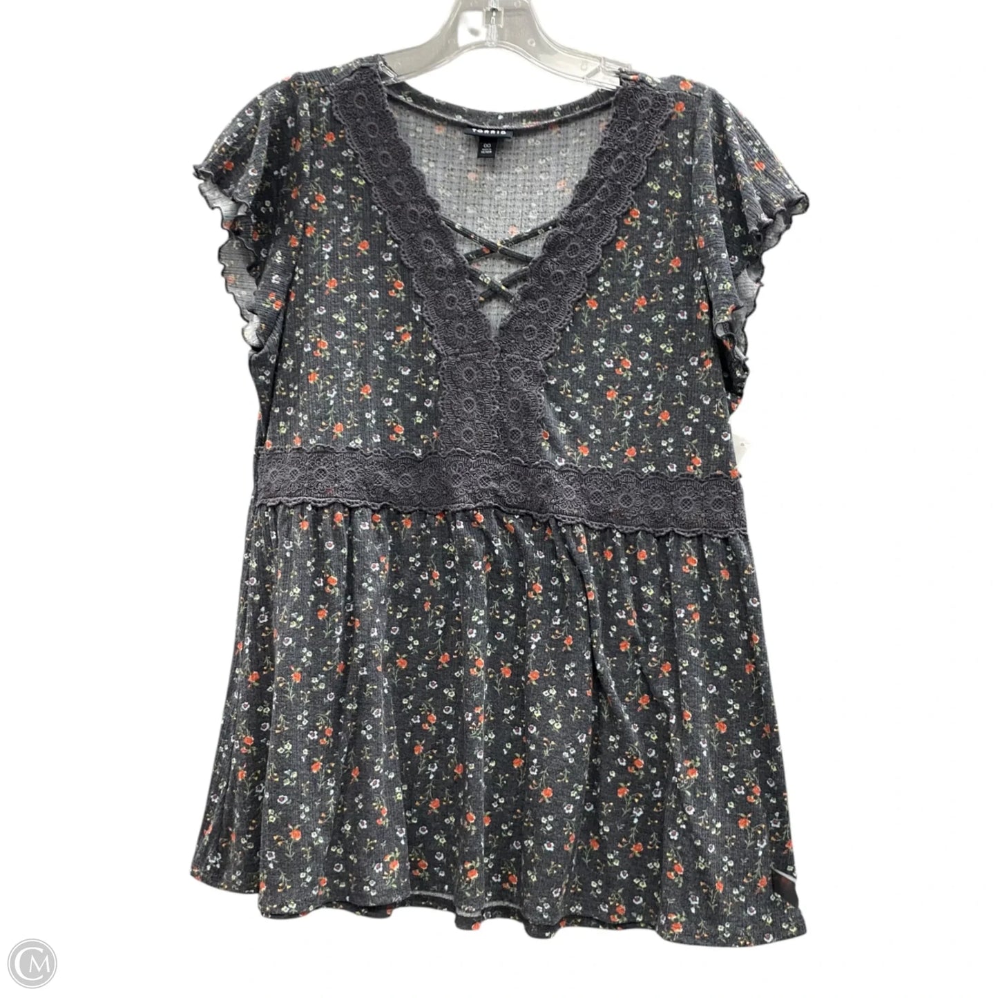Top Short Sleeve By Torrid In Grey, Size: M