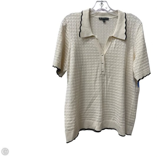 Top Short Sleeve By Adrianna Papell In Ivory, Size: 1x