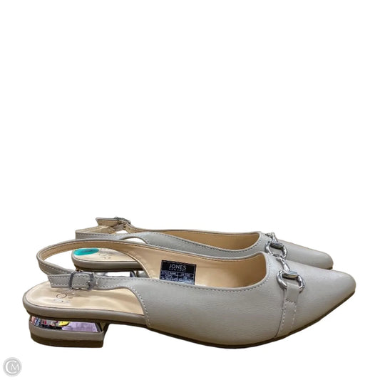 Shoes Flats By Jones New York In Taupe, Size: 8