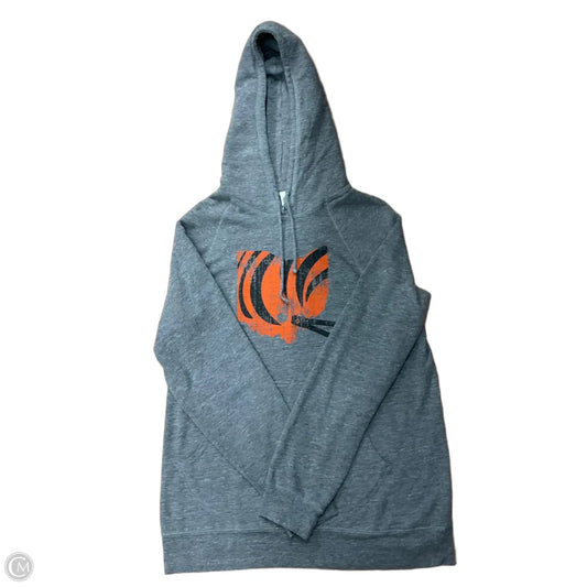 Sweatshirt Hoodie By Clothes Mentor In Grey & Orange, Size: Xl