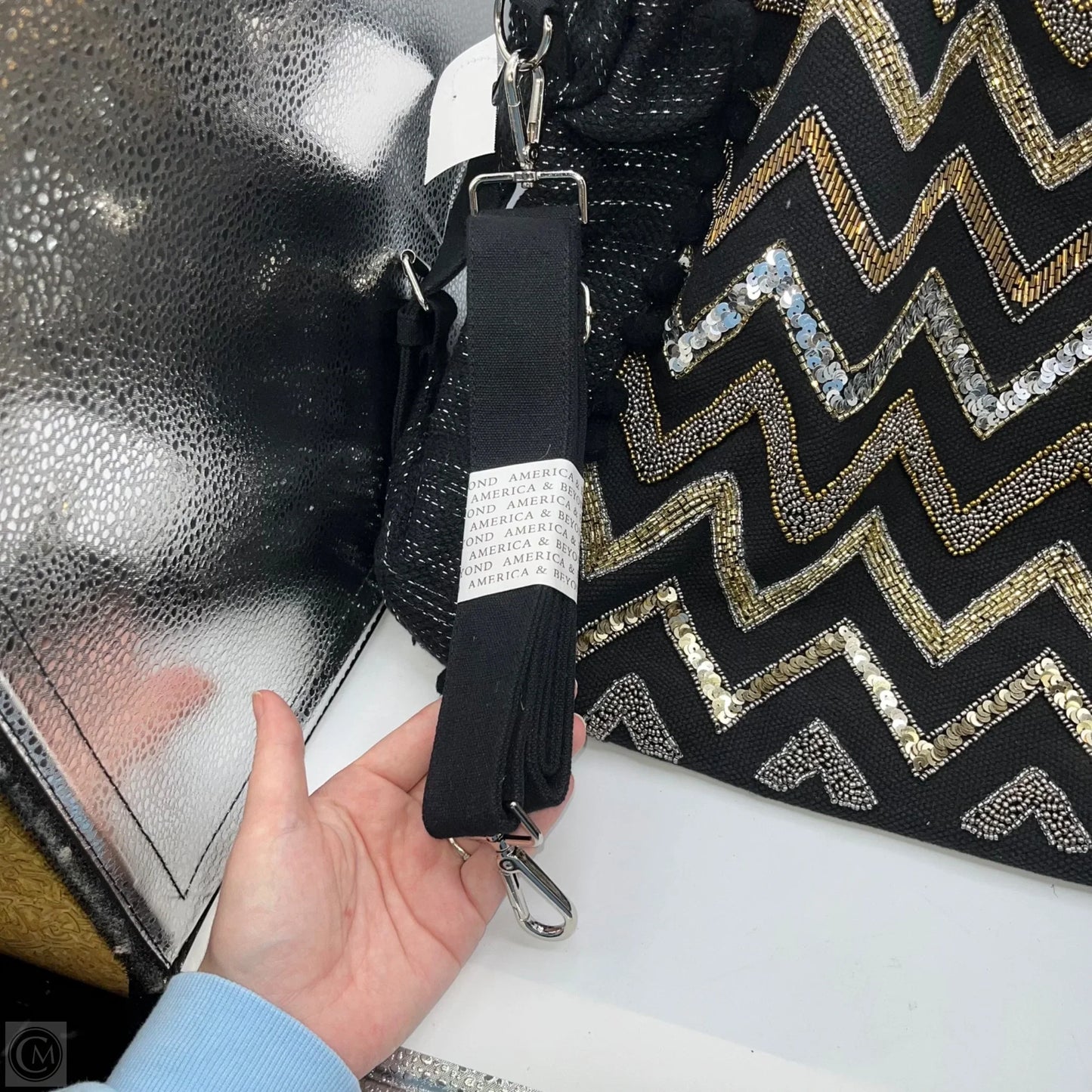 Tote By Cmb, Size: Large