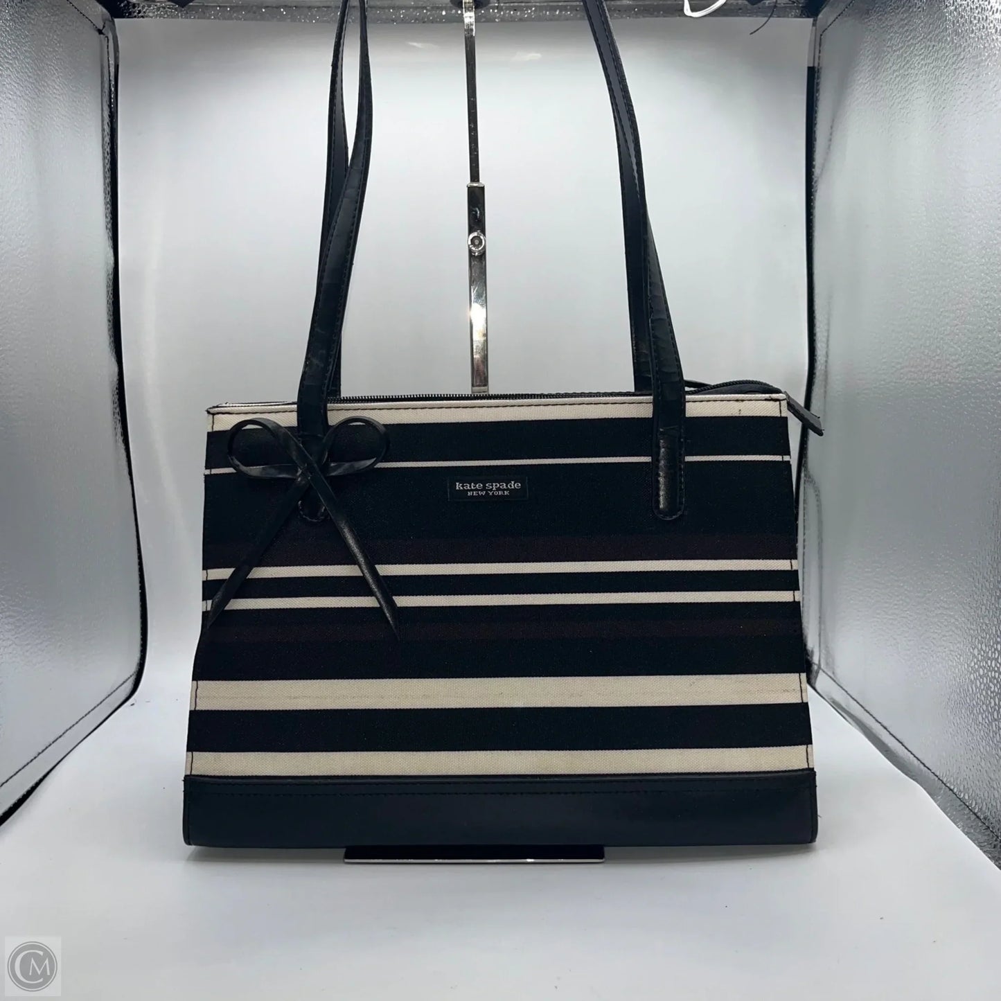 Handbag Designer By Kate Spade, Size: Medium