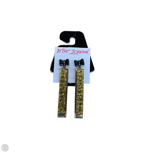 Earrings Dangle/drop By Betsey Johnson, Size: 02 Piece Set