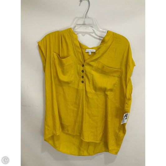 Top Sleeveless By Clothes Mentor In Yellow, Size: L