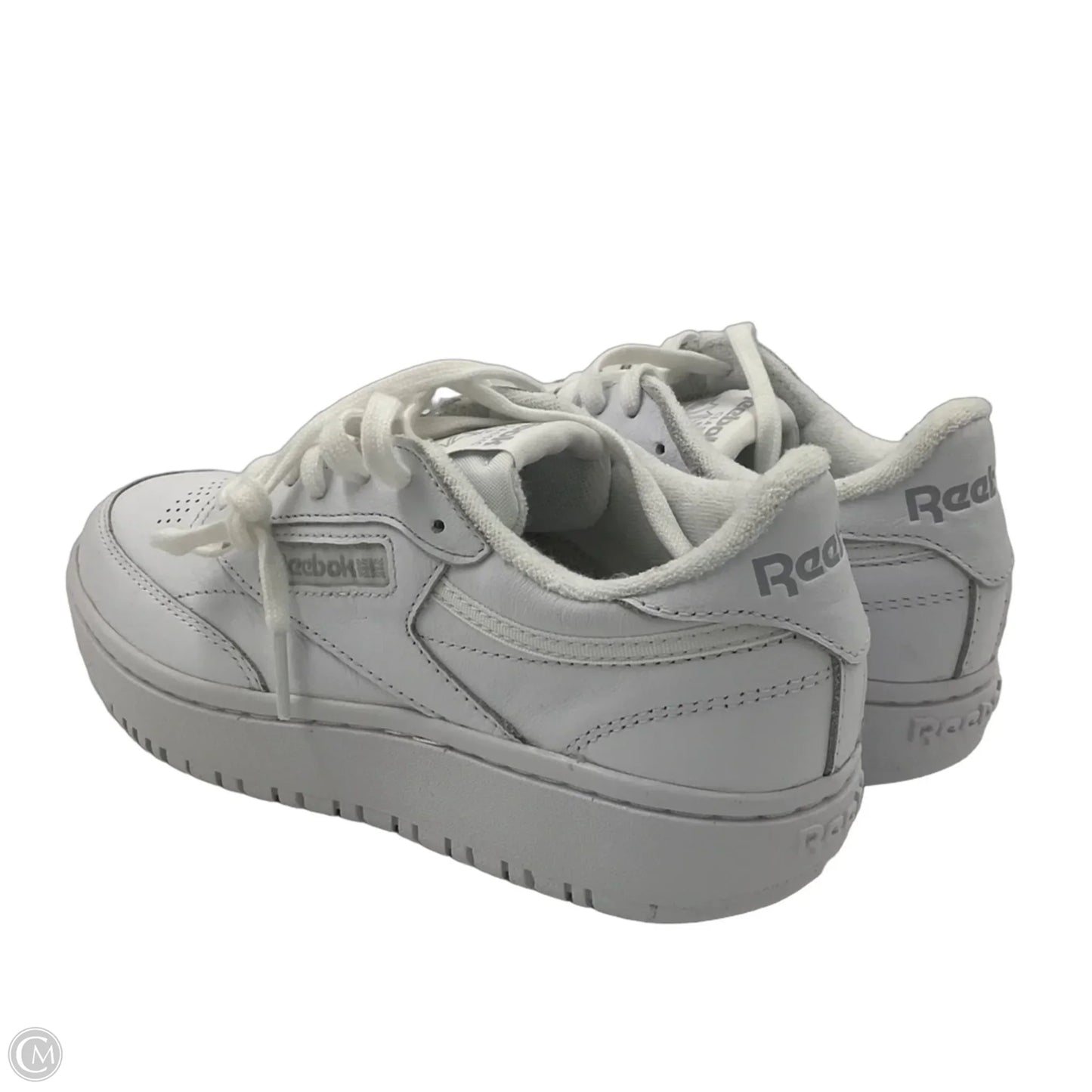 Shoes Athletic By Reebok In White, Size: 6.5