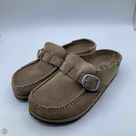Shoes Flats By Birkenstock In Tan, Size: 6