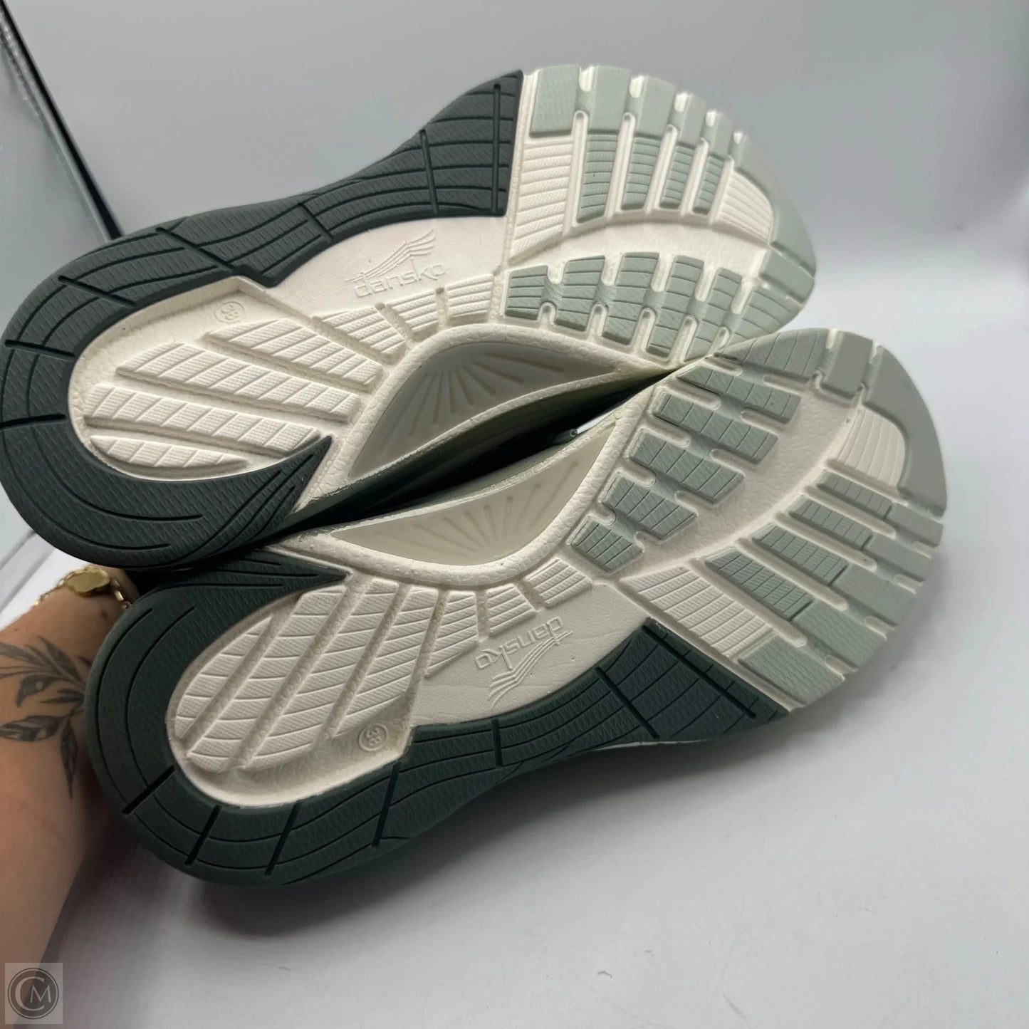 Shoes Athletic By Dansko In Green, Size: 8