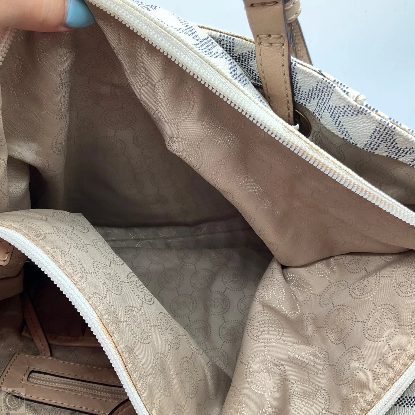 Handbag Designer By Michael Kors, Size: Medium