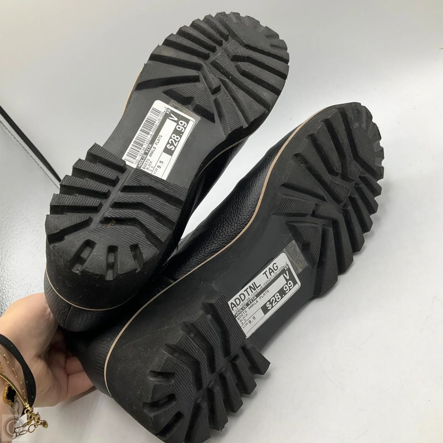 Boots Ankle Flats By Dolce Vita In Black, Size: 9.5
