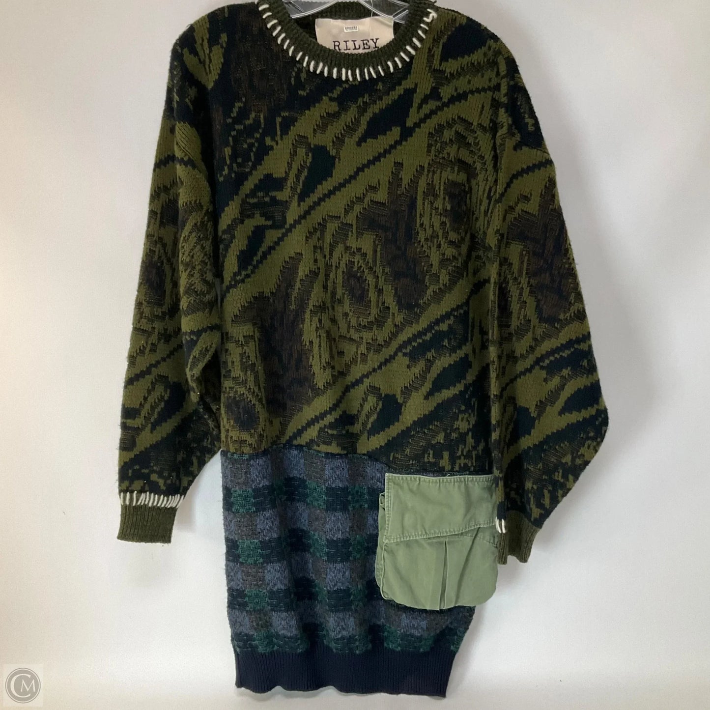 Sweater By Cmb In Green, Size: L