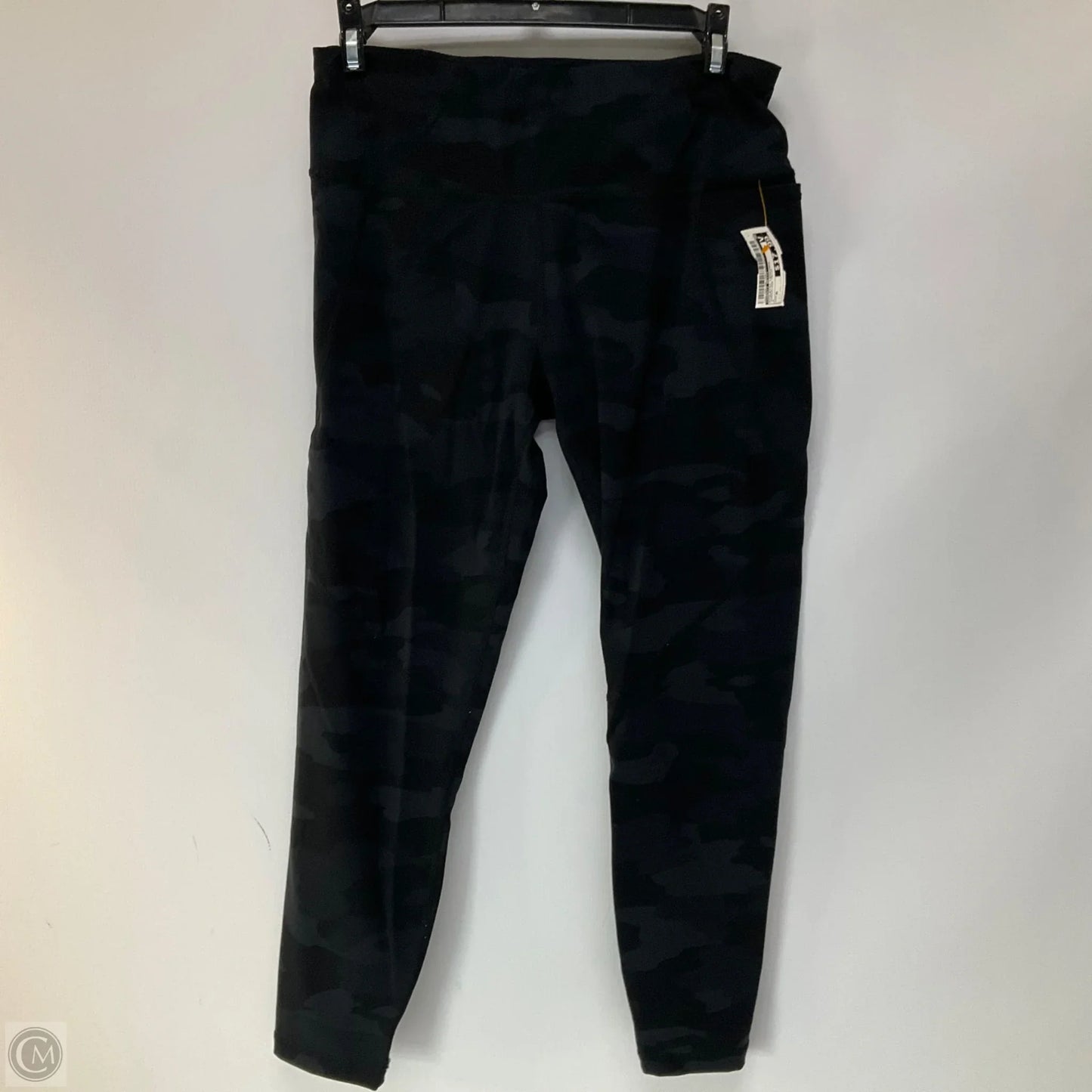 Athletic Leggings By Sweaty Betty In Camouflage Print, Size: M