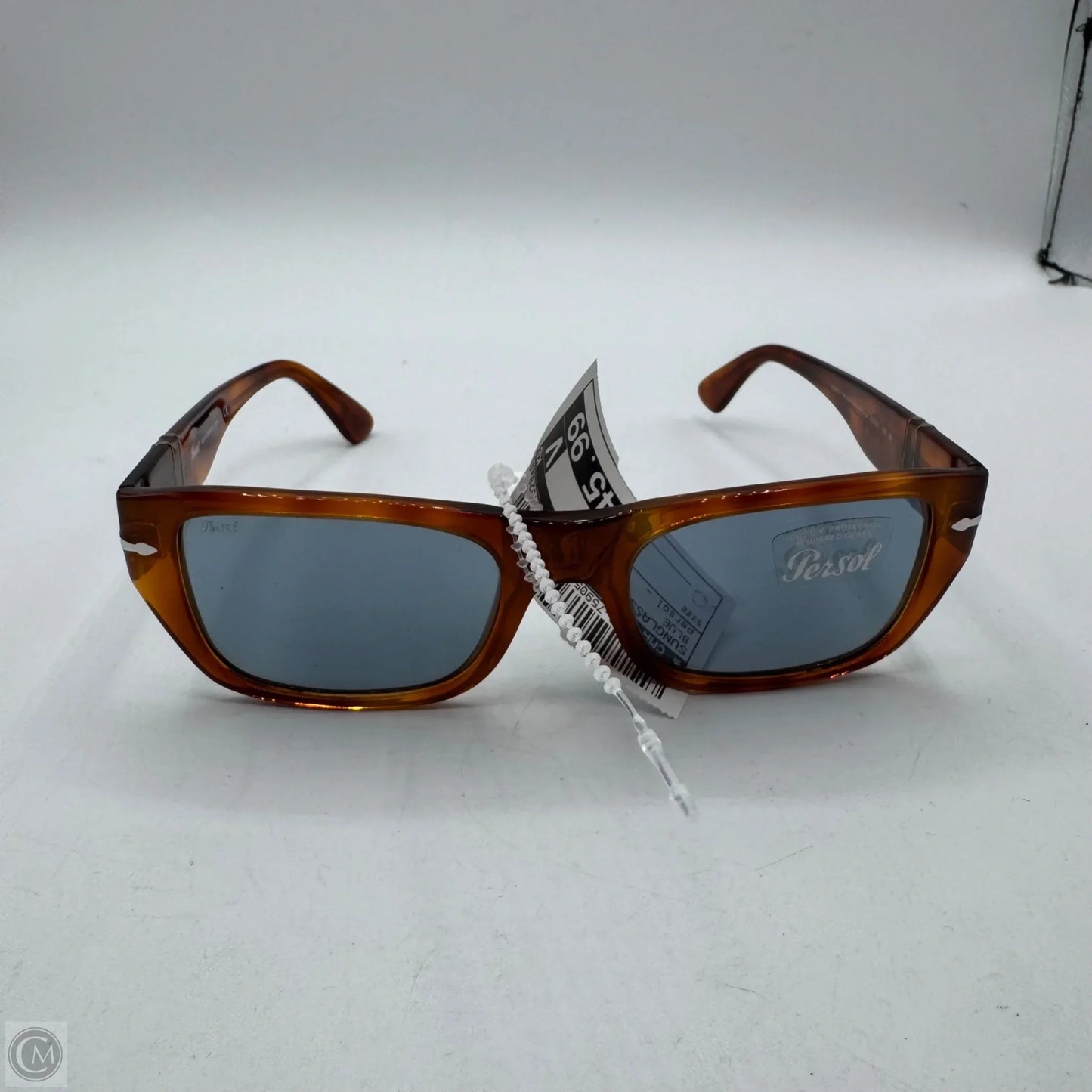 Sunglasses Designer By Cma