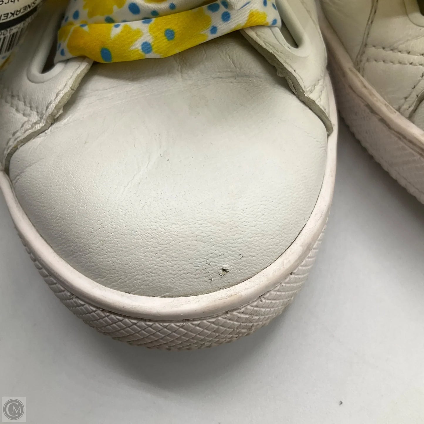 Shoes Sneakers By Cmb In White, Size: 6.5