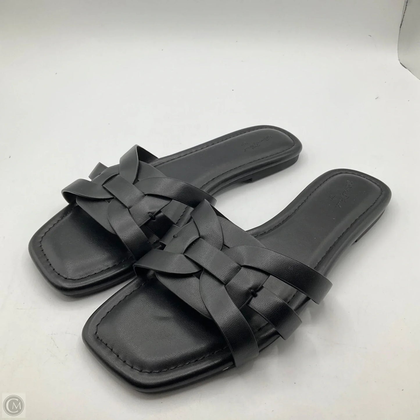 Sandals Flats By Universal Thread In Black, Size: 8