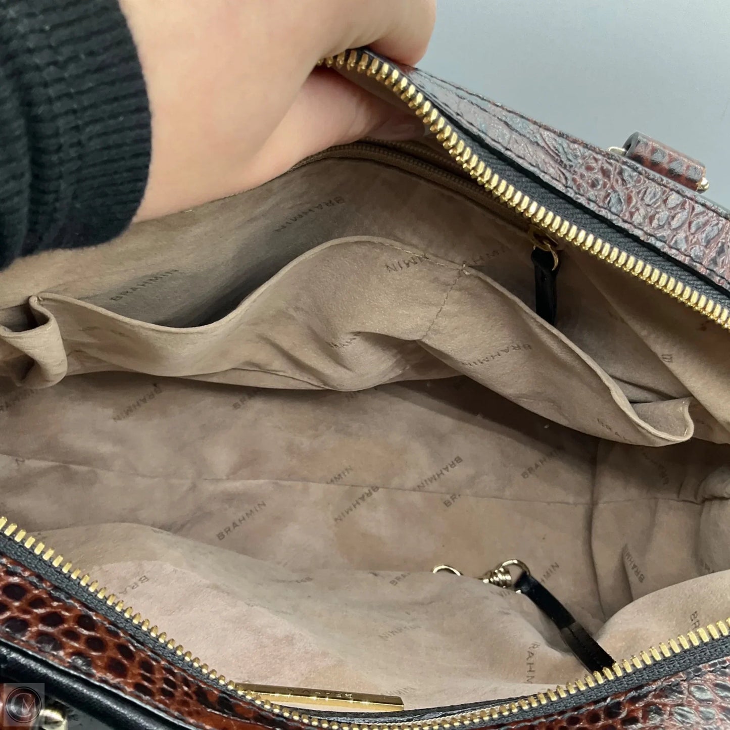 Handbag Designer By Brahmin, Size: Medium