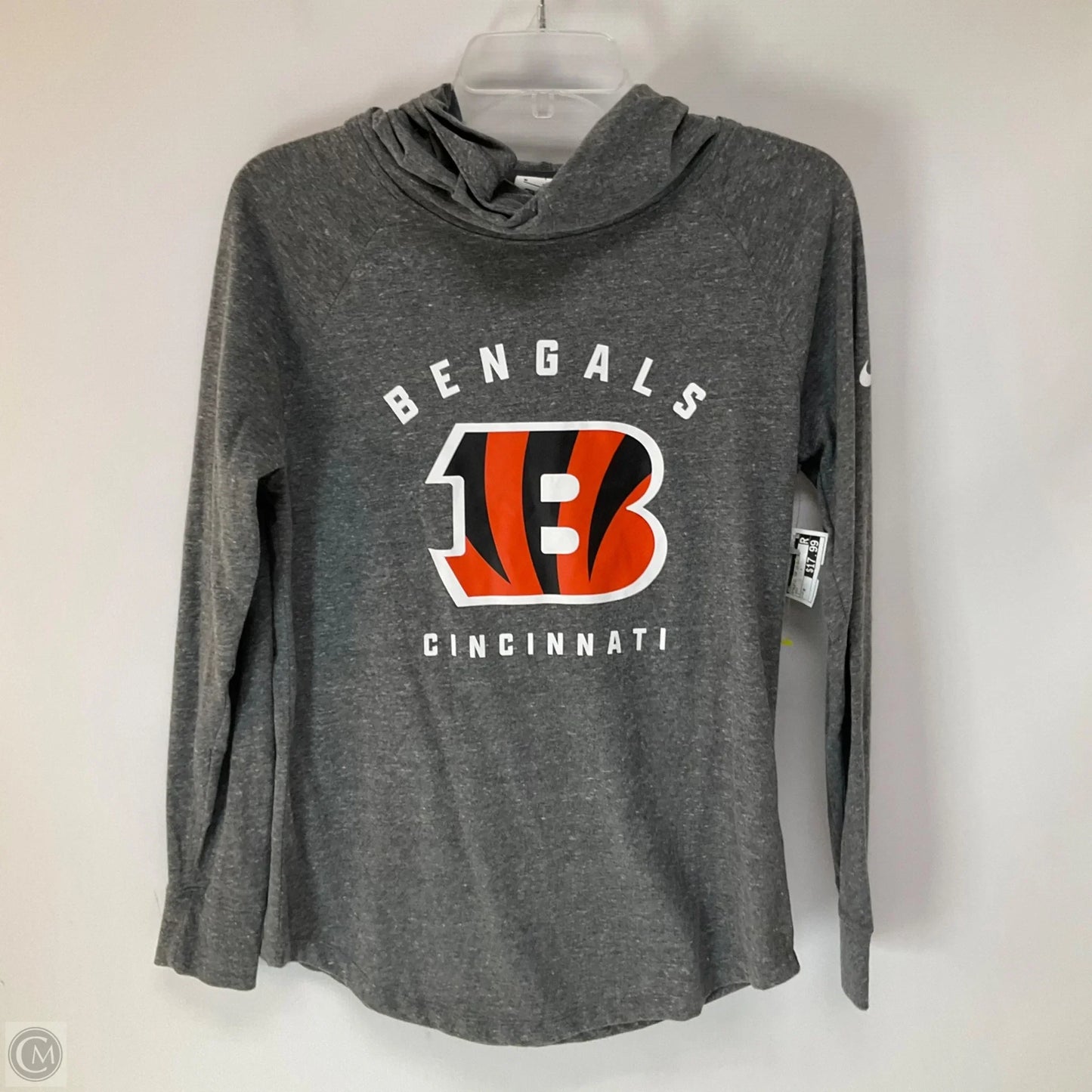 Athletic Top Long Sleeve Collar By Nfl In Grey, Size: M