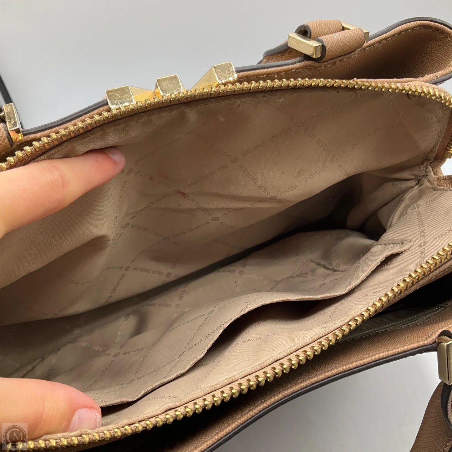 Handbag Designer By Michael Kors, Size: Medium