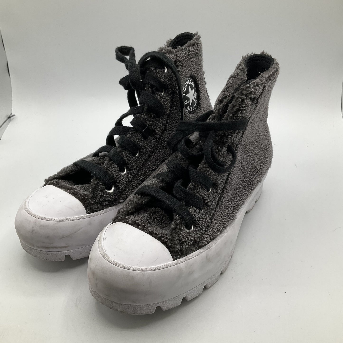 Shoes Sneakers By Converse  Size: 6