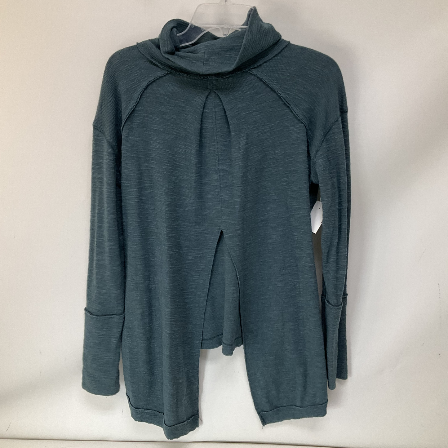 Top Long Sleeve By We The Free  Size: M