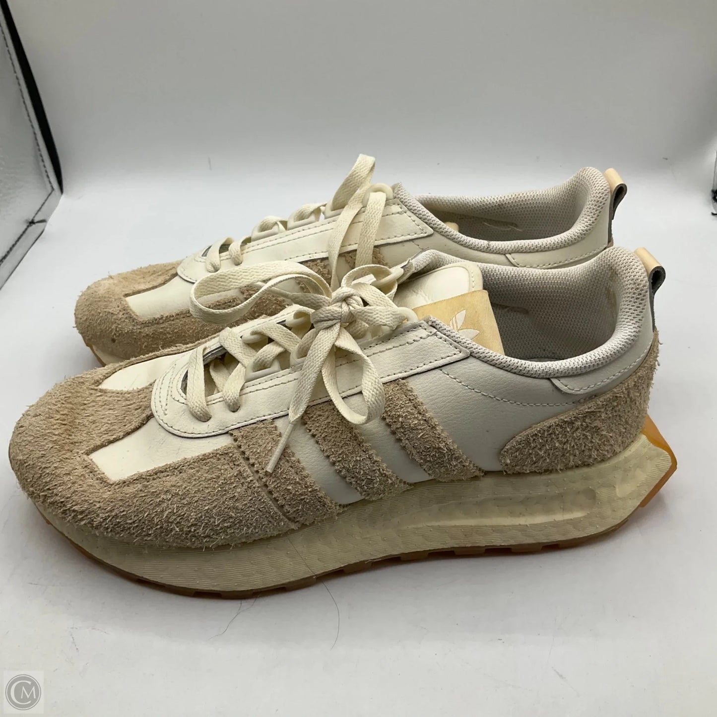Shoes Sneakers By Adidas In Cream, Size: 9