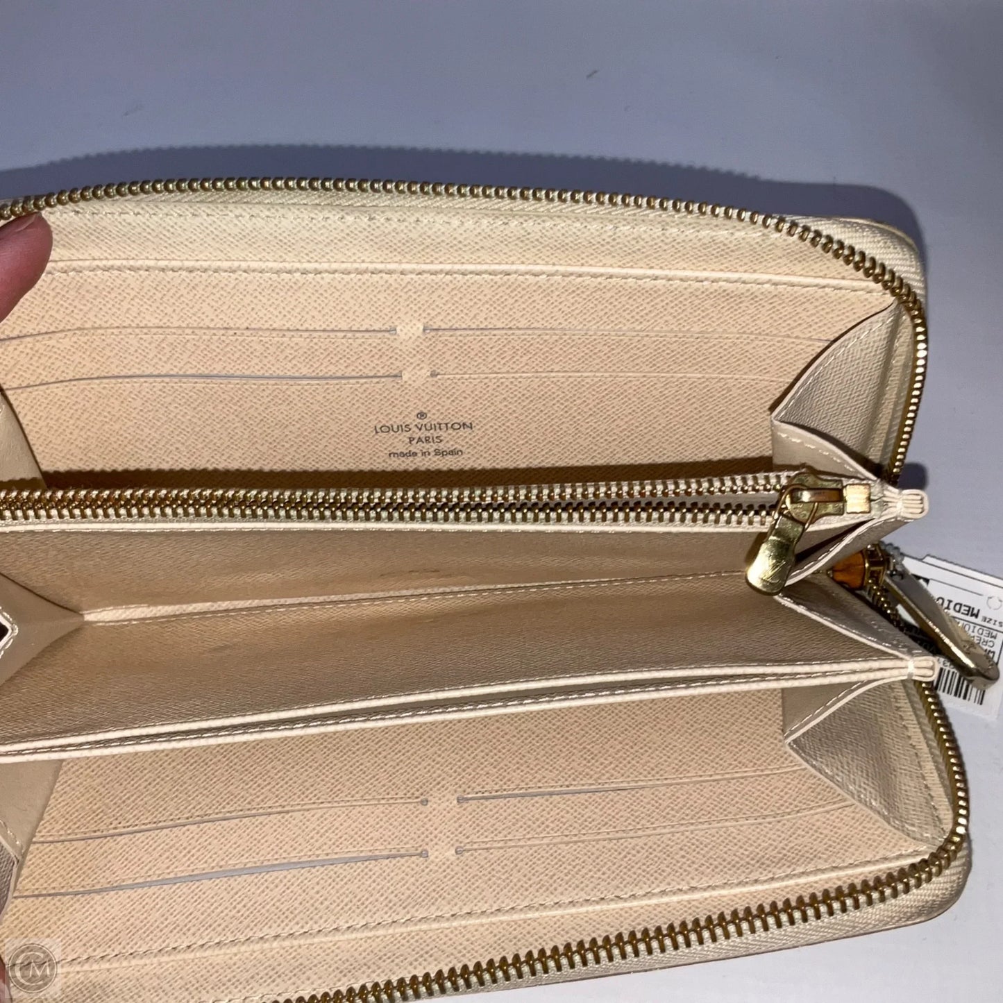 Wallet Luxury Designer By Louis Vuitton, Size: Medium