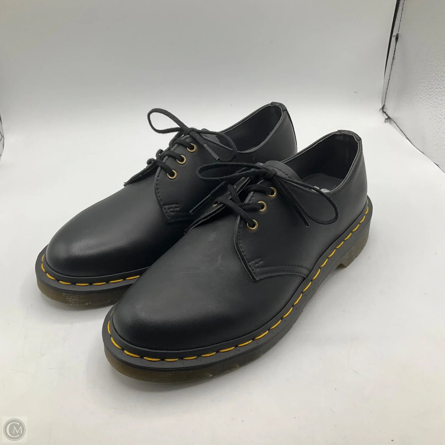 Shoes Flats By Dr Martens In Black, Size: 6