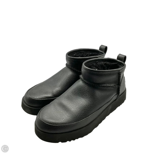 Boots Designer By Ugg In Black, Size: 7