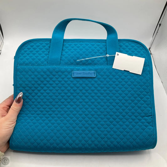 Makeup Bag By Vera Bradley, Size: Medium