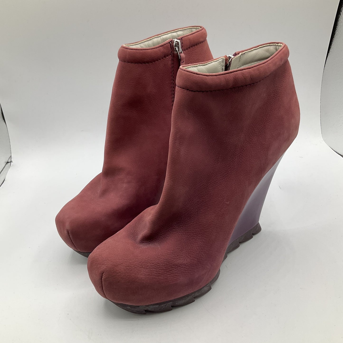 Boots Ankle Heels By Cma  Size: 9.5