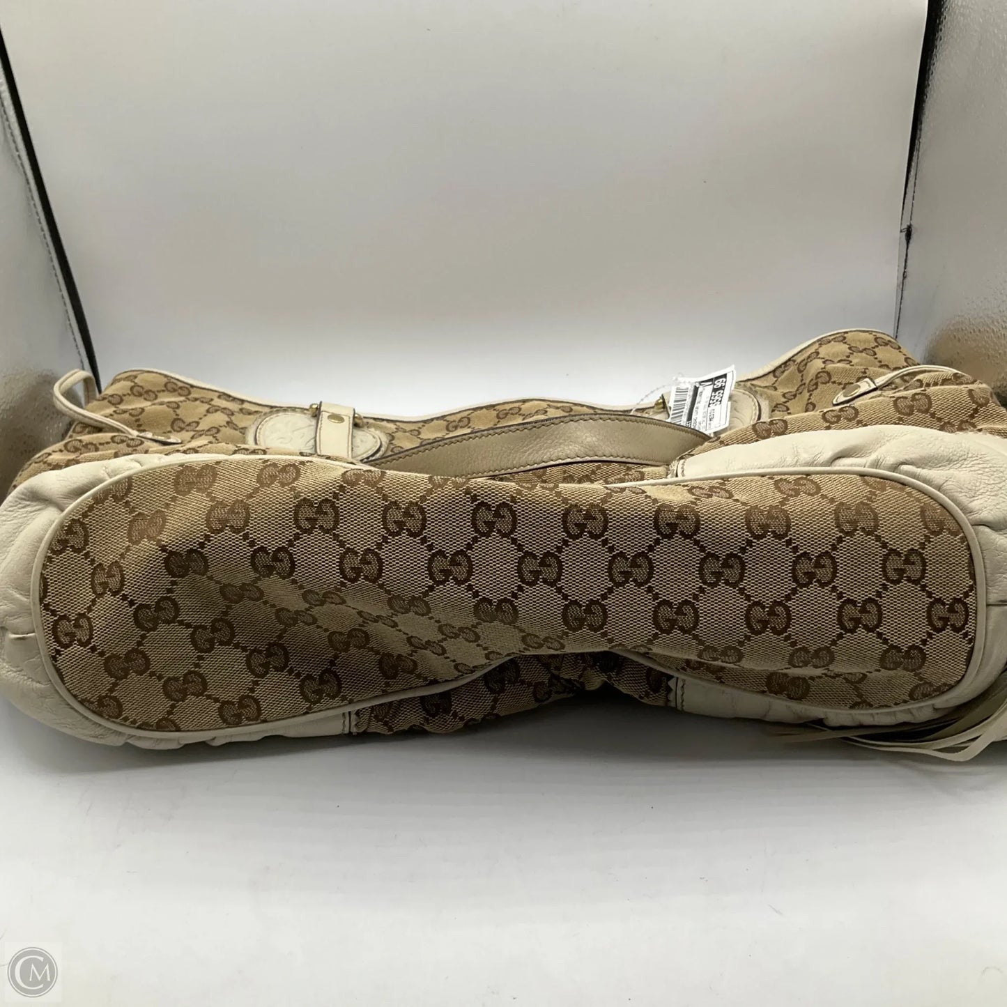 Handbag Luxury Designer By Gucci, Size: Medium