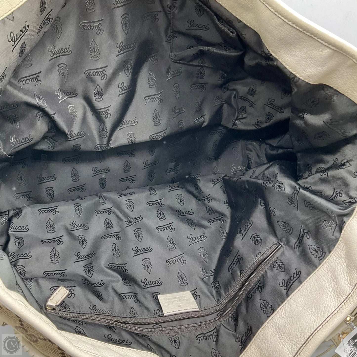 Handbag Luxury Designer By Gucci, Size: Medium