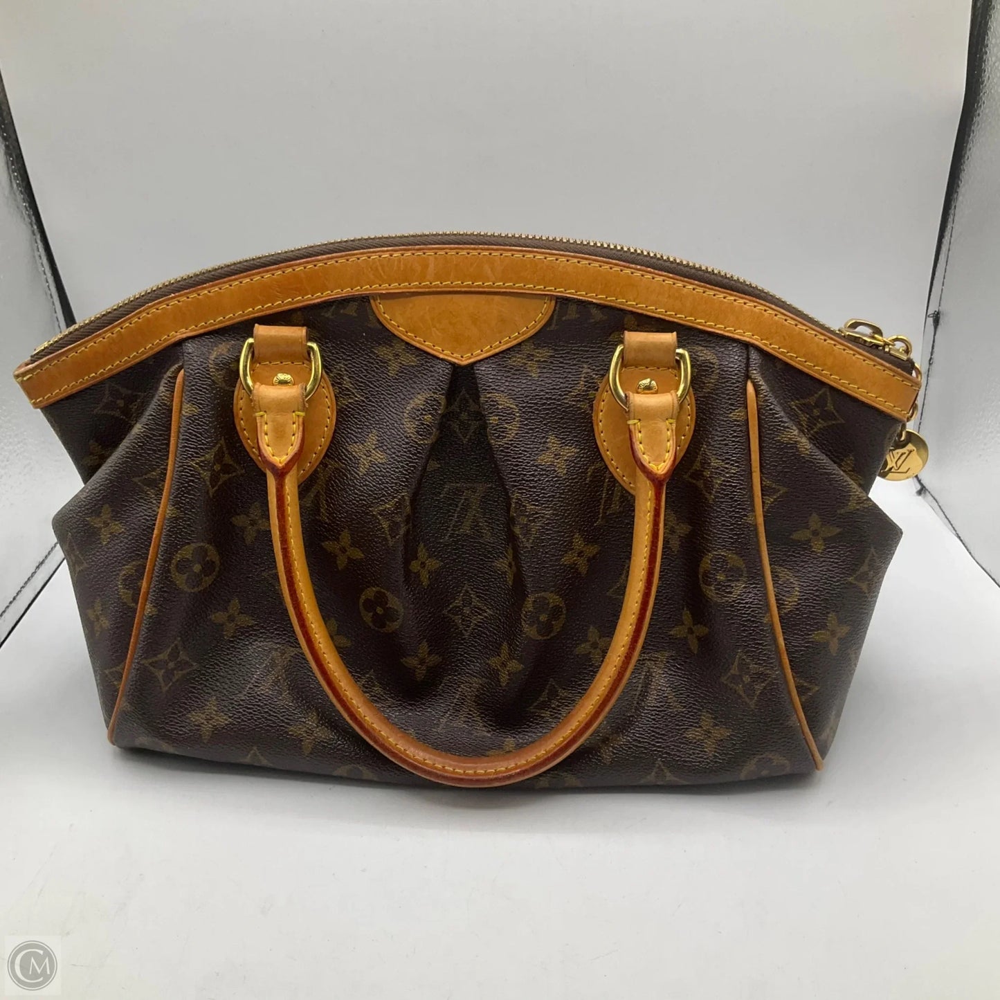 Handbag Luxury Designer By Louis Vuitton, Size: Medium