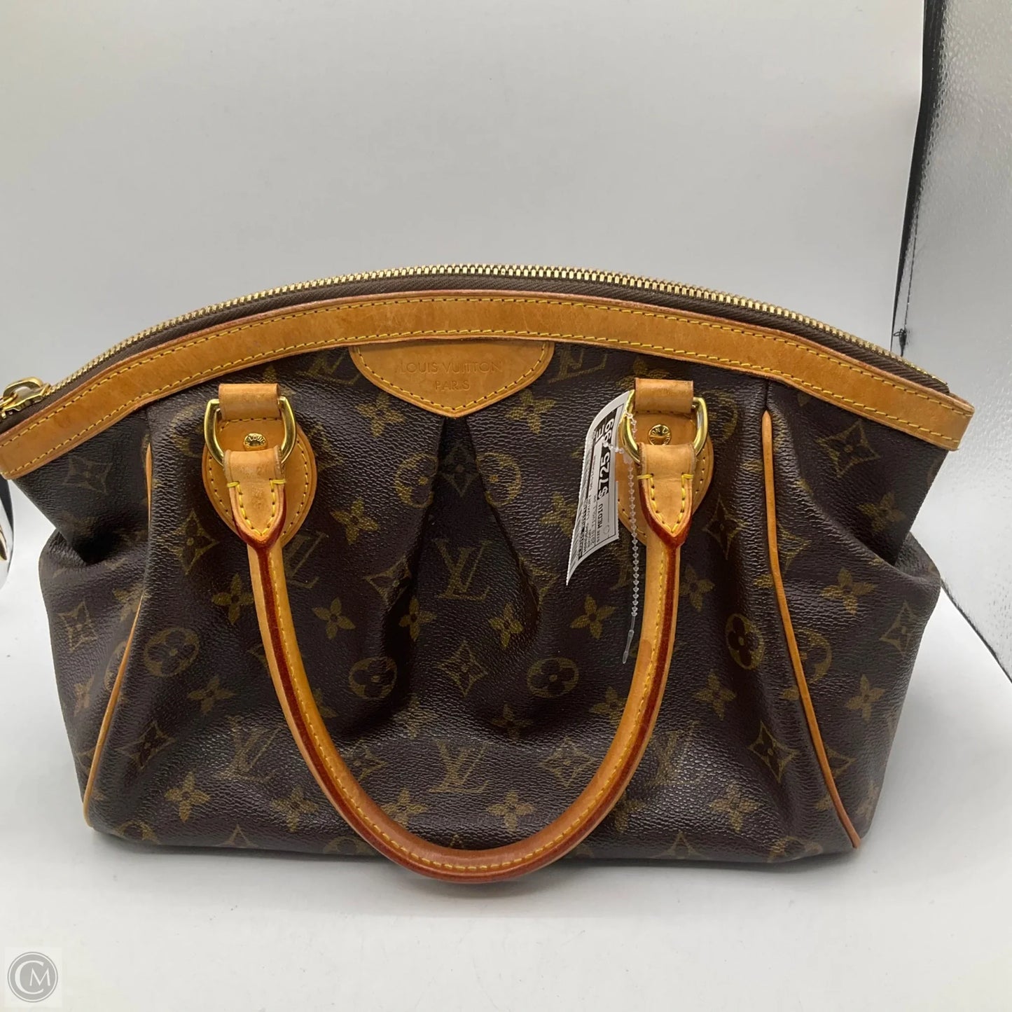 Handbag Luxury Designer By Louis Vuitton, Size: Medium