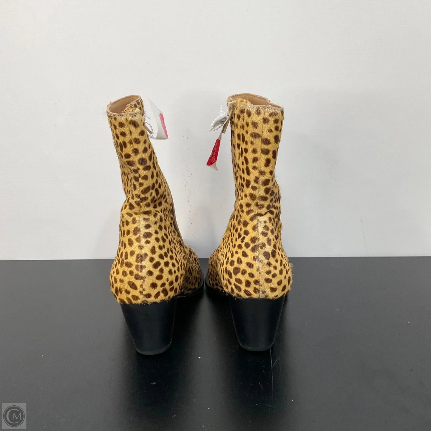 Boots Ankle Heels By Anthropologie In Animal Print, Size: 7.5