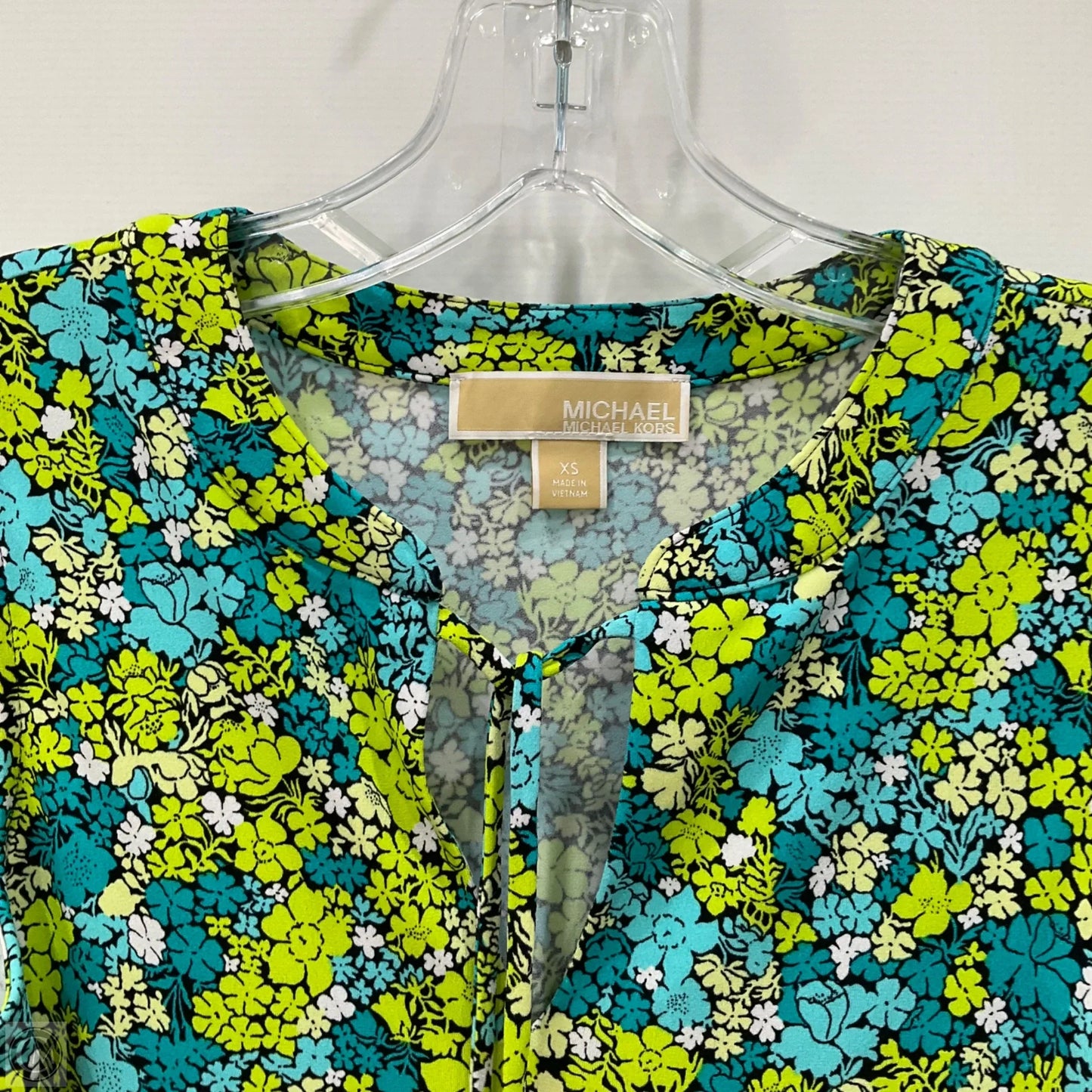 Dress Casual Short By Michael By Michael Kors In Blue & Green, Size: Xs