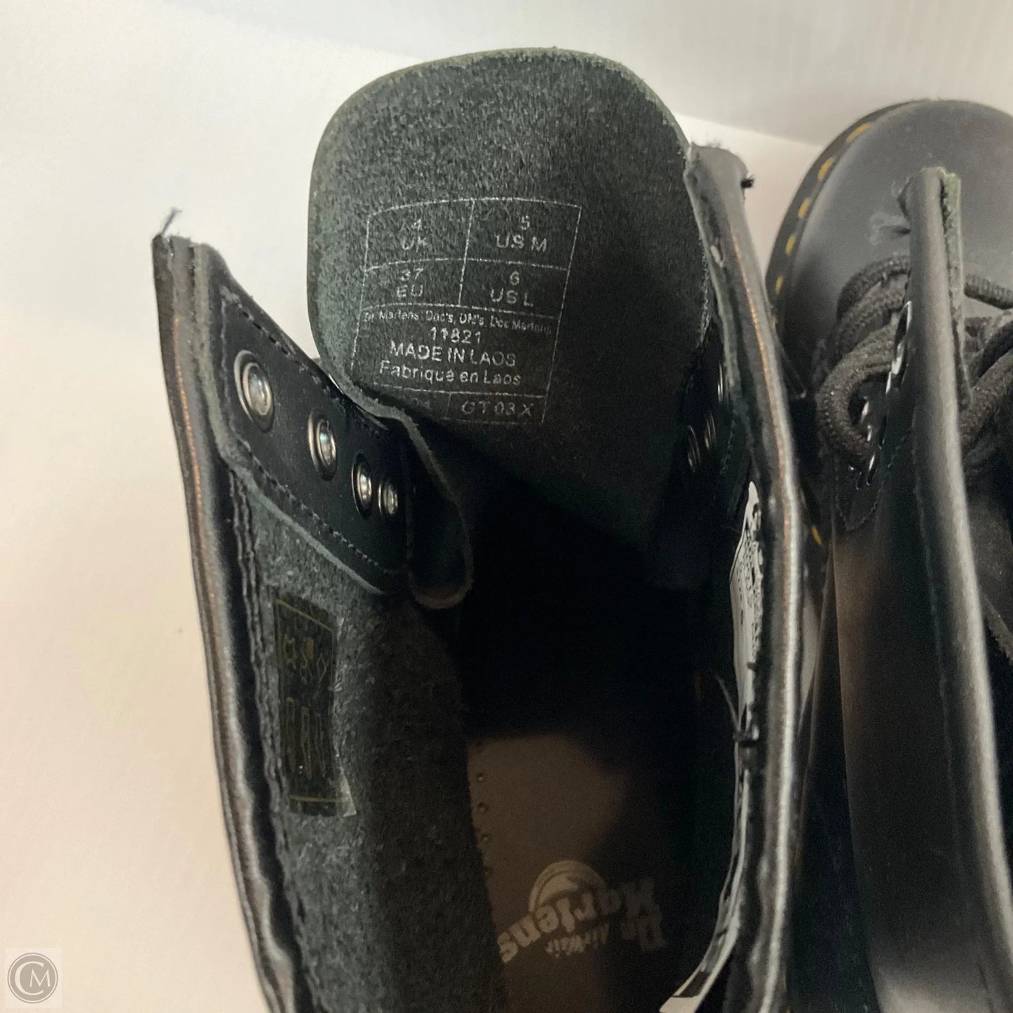 Boots Ankle Flats By Dr Martens In Black, Size: 6