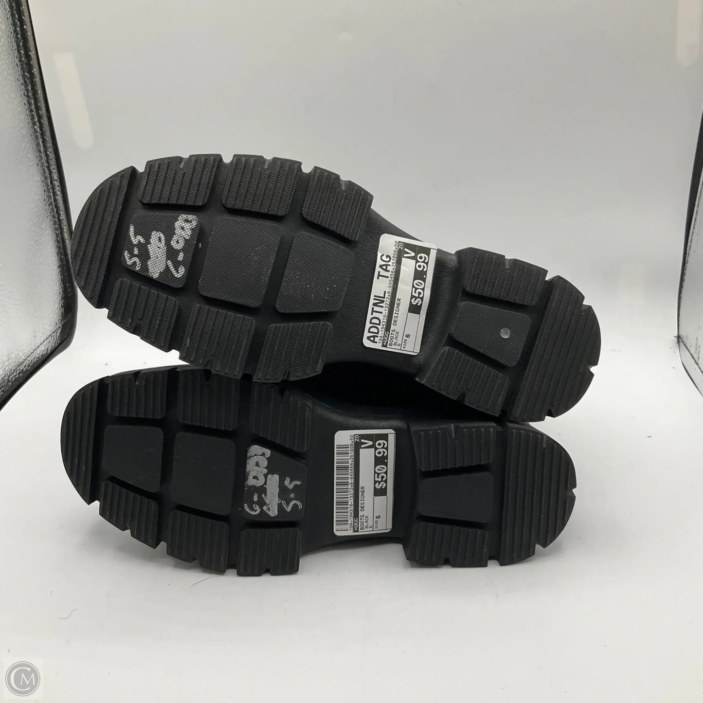 Boots Designer By Ugg In Black, Size: 6