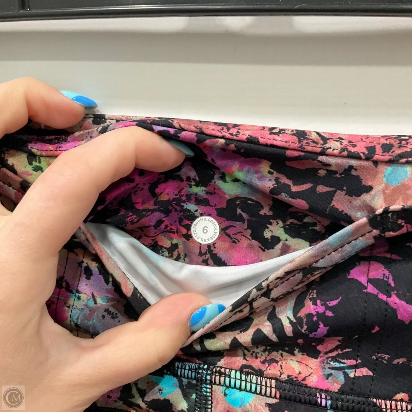 Athletic Leggings By Lululemon In Multi-colored, Size: 6