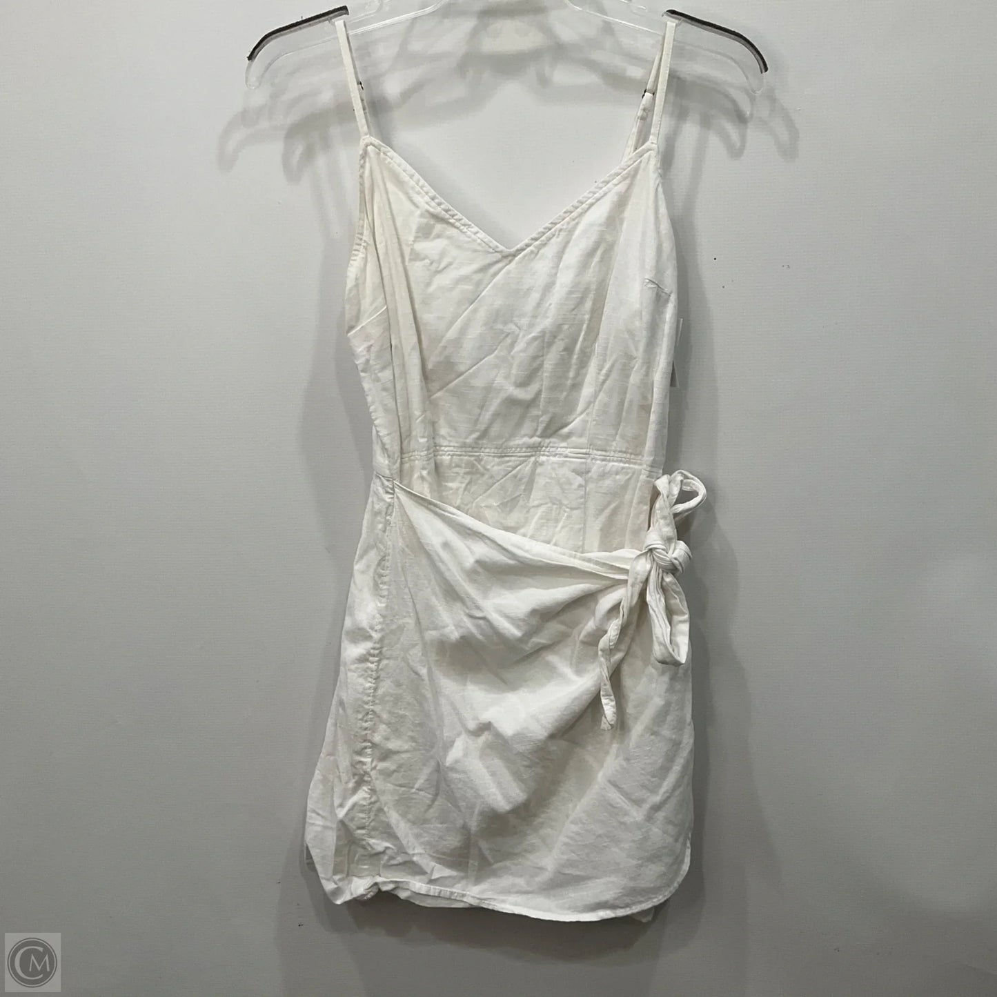 Dress Casual Short By Abercrombie And Fitch In White, Size: M
