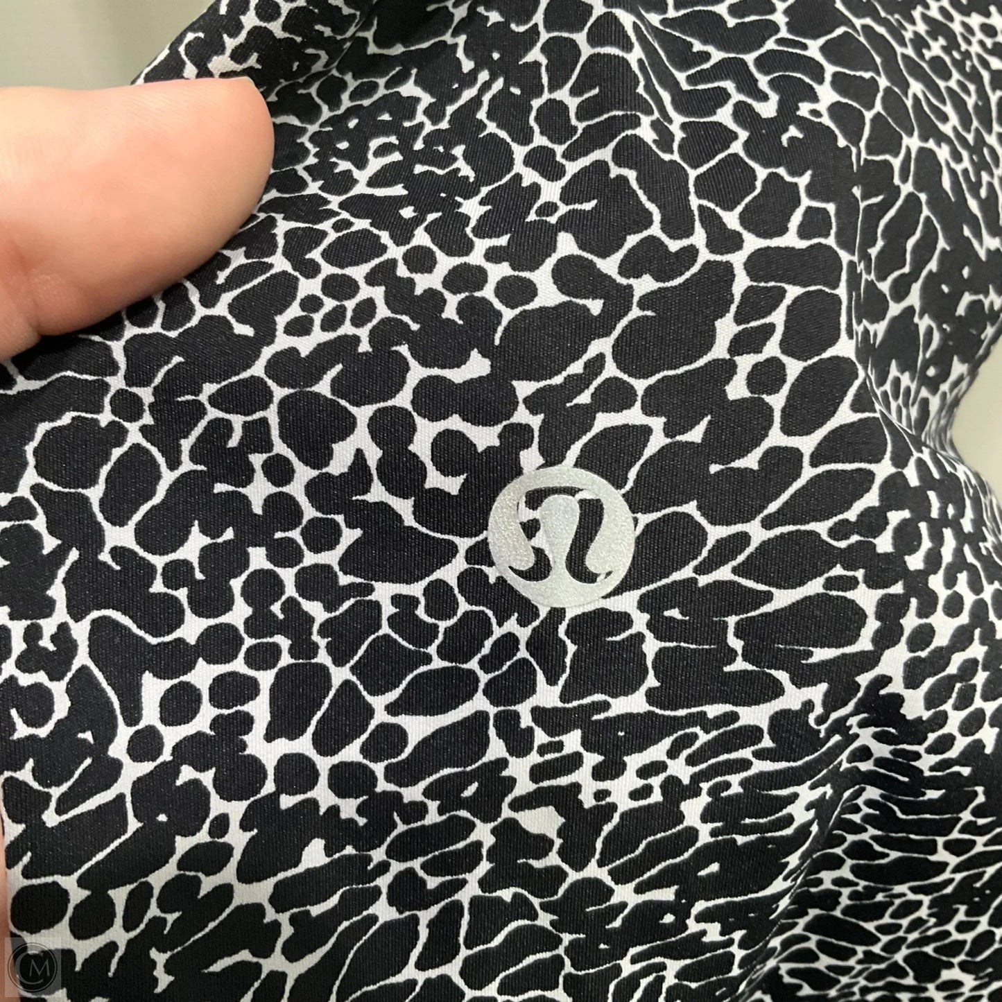 Athletic Leggings By Lululemon In Black & Grey, Size: 8